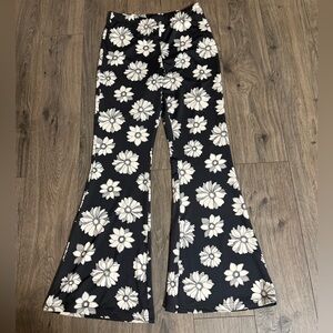 Billabong Black and White Floral Pants Sz M